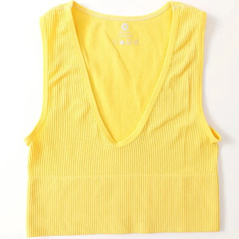 light yellow / M