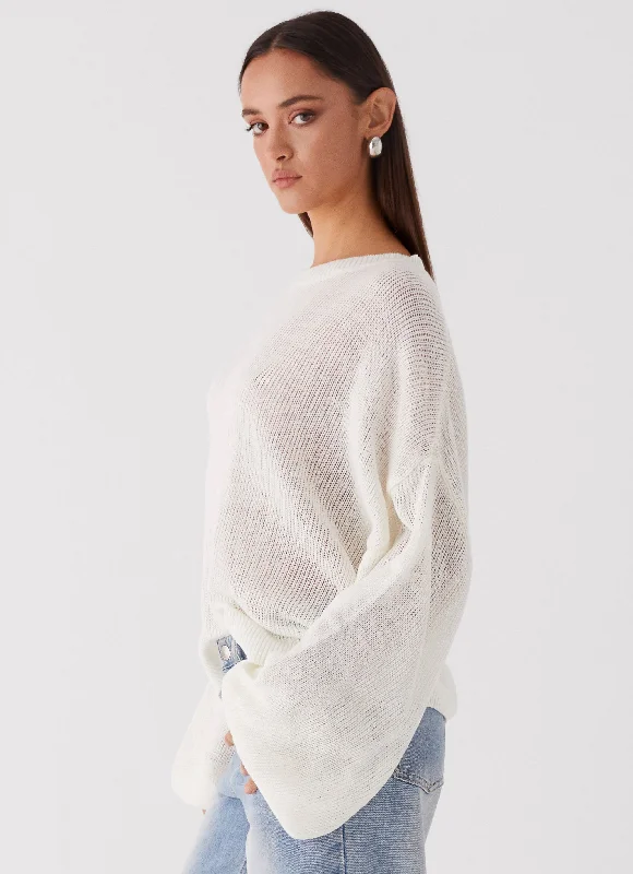 Tyla Oversized Knit Sweater - White