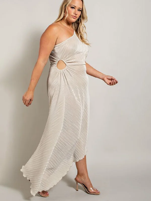 Crystal Plus Size Satin Plissé Dress in Champagne