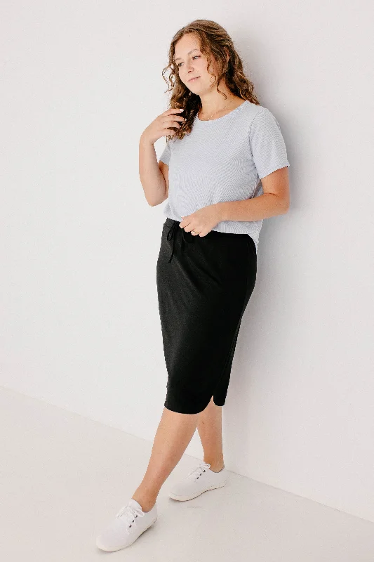 'Olivia' Skirt in Black