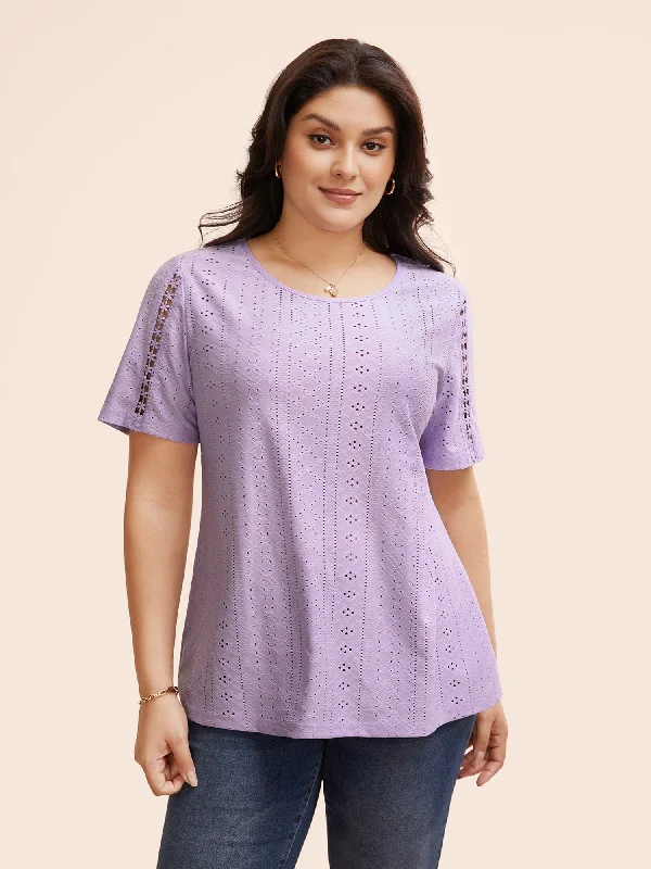 Solid Round Neck Broderie Anglaise T-shirt